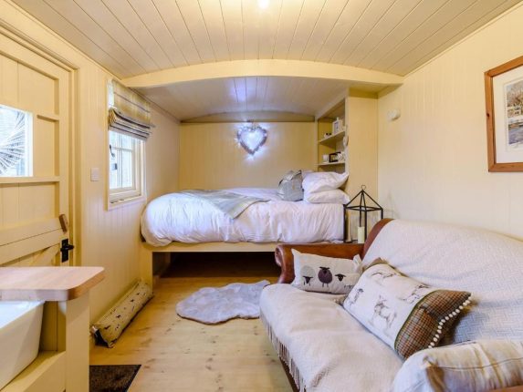 The Lambing Shed bedroom/living room